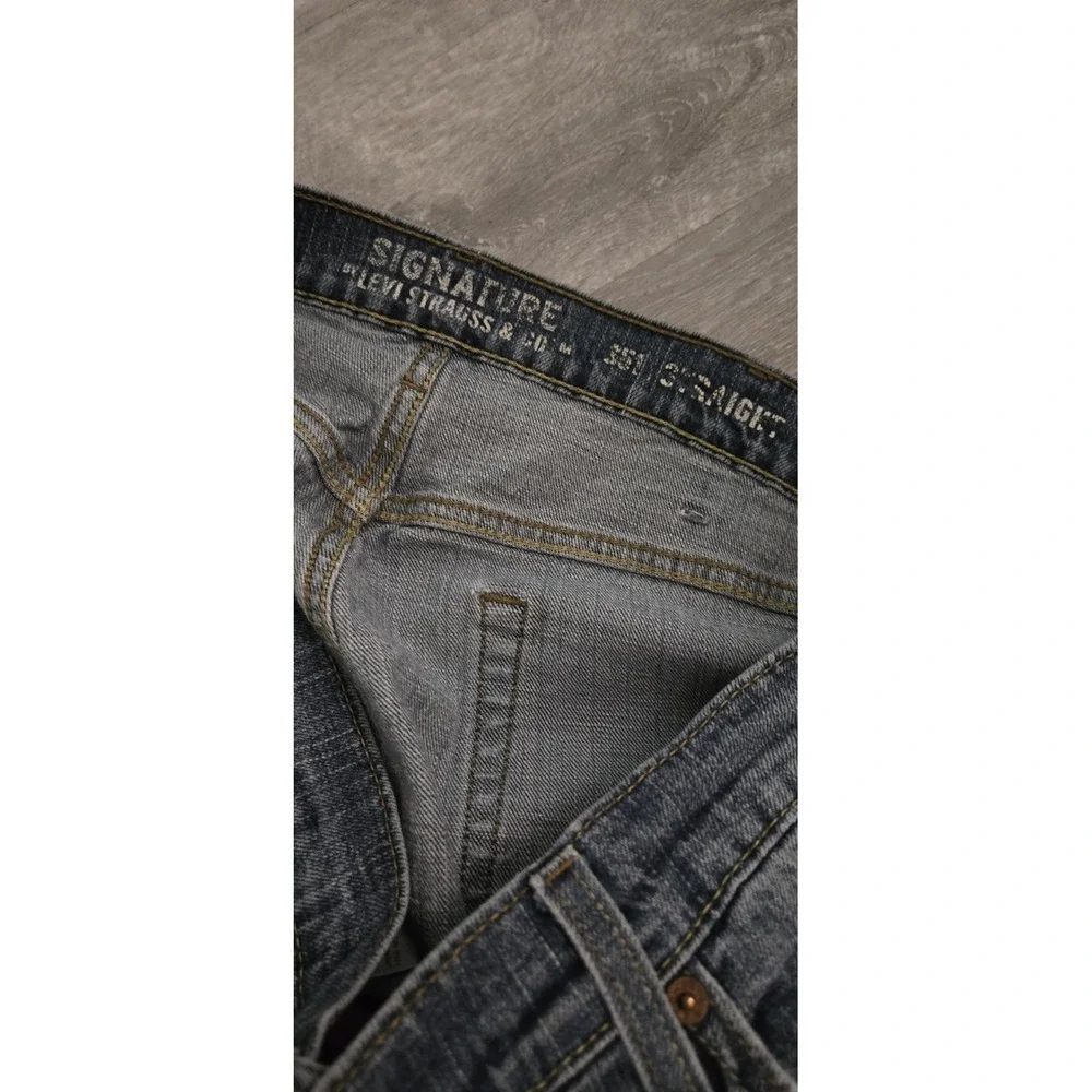 Signature by Levi Strauss & Co. Men's Straight Fit Jeans Size 38x32 Medium‎ Wash